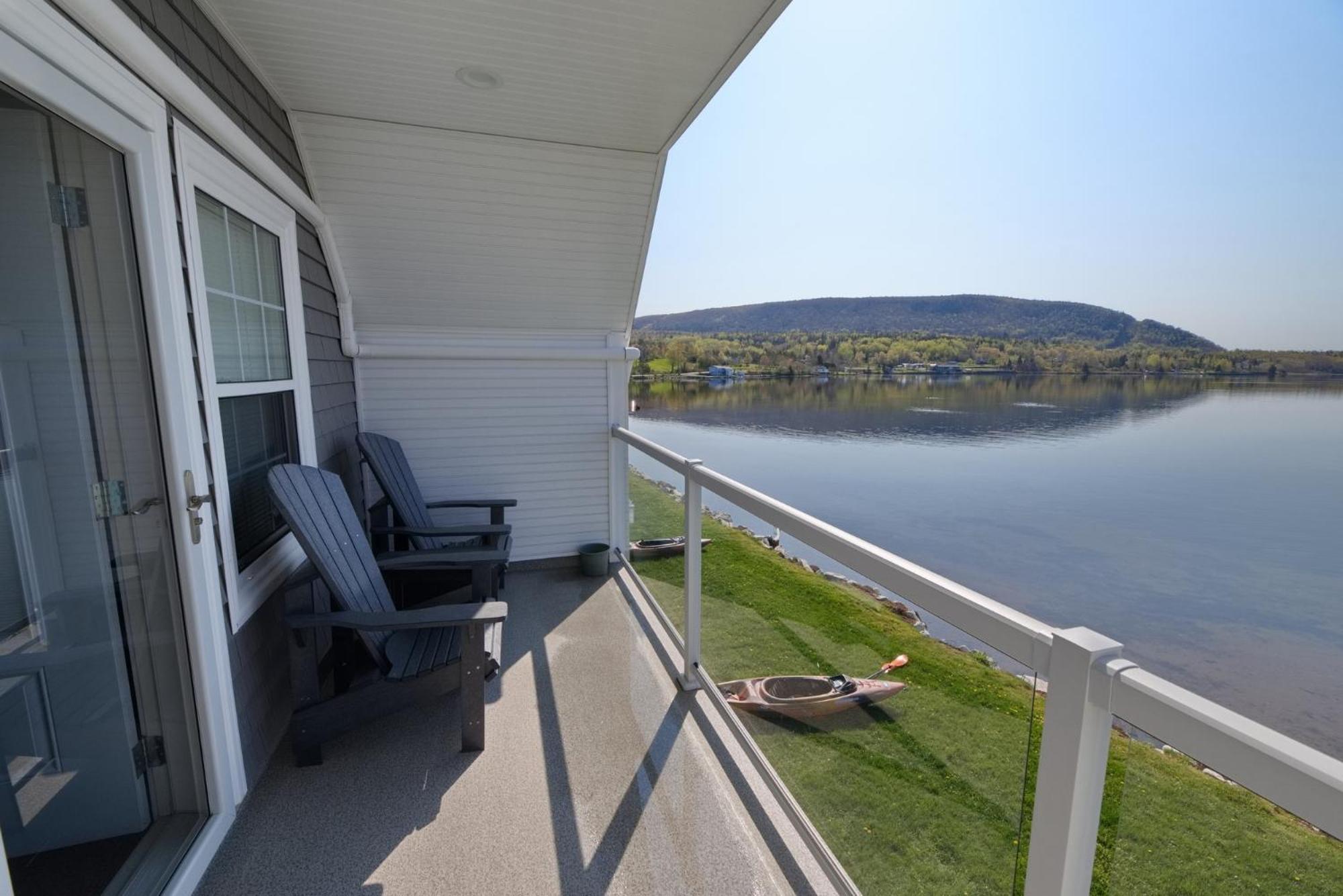 Keltic Quay Cottages & Bayfront Lodge Whycocomagh Buitenkant foto