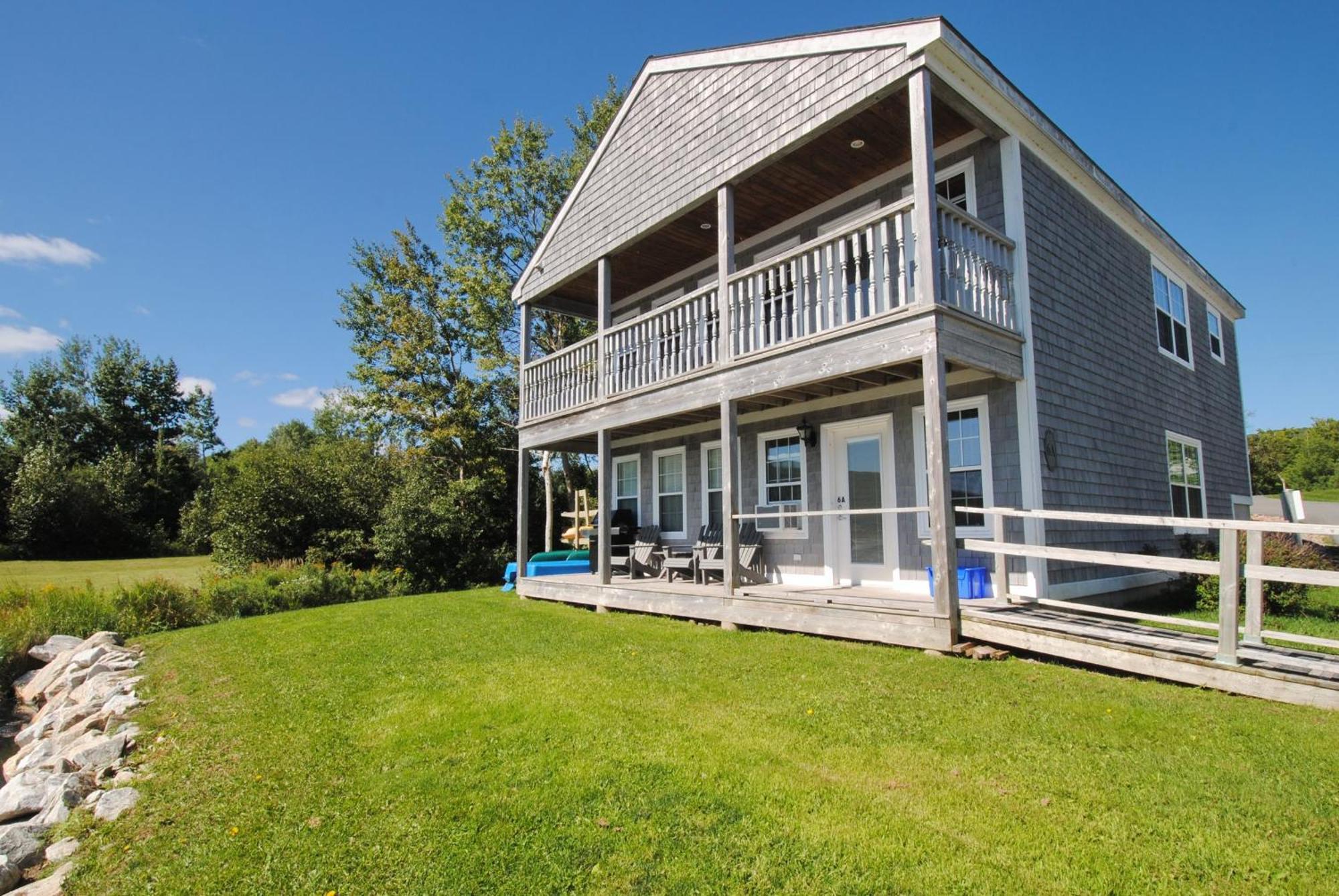 Keltic Quay Cottages & Bayfront Lodge Whycocomagh Buitenkant foto