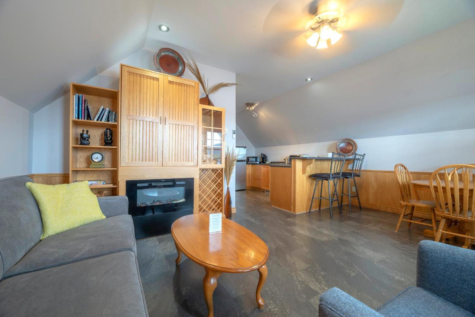 Keltic Quay Cottages & Bayfront Lodge Whycocomagh Buitenkant foto