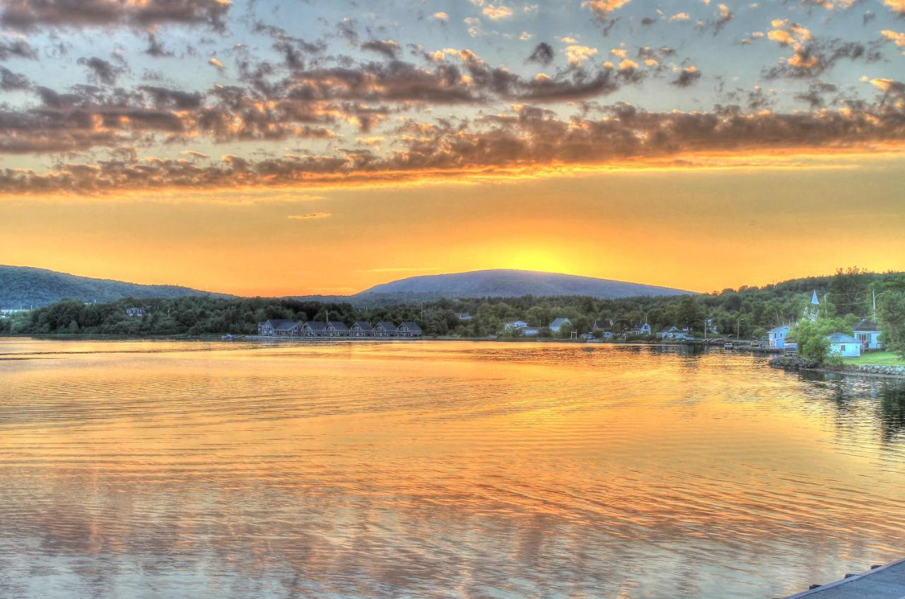Keltic Quay Cottages & Bayfront Lodge Whycocomagh Buitenkant foto